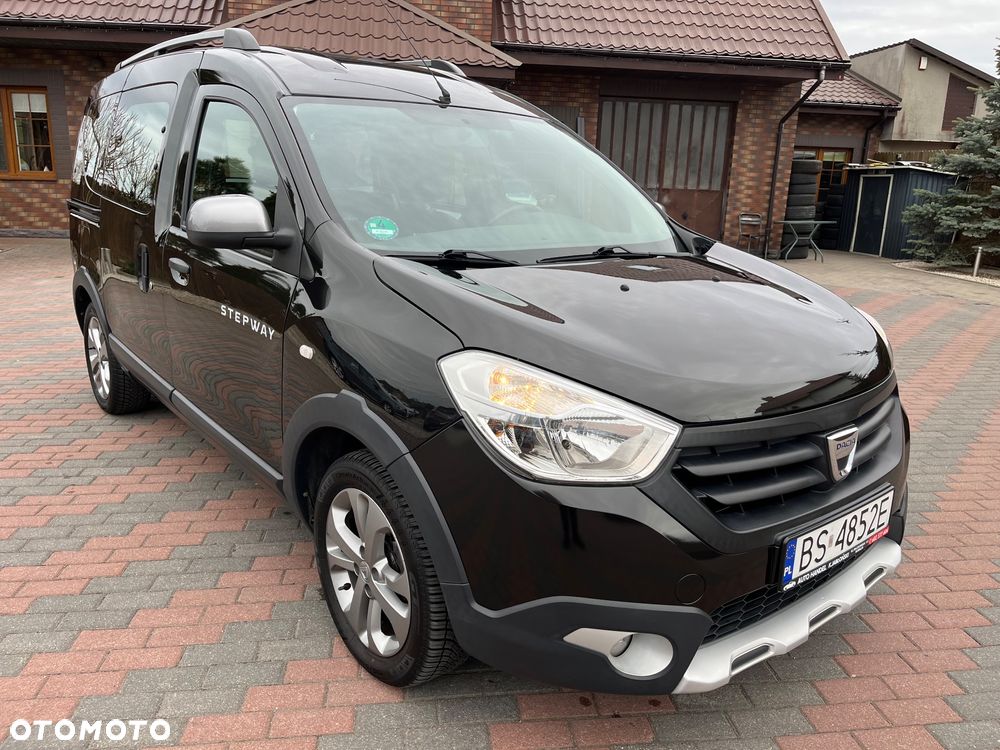 Dacia Dokker TCe 115 Stepway Celebration - 5