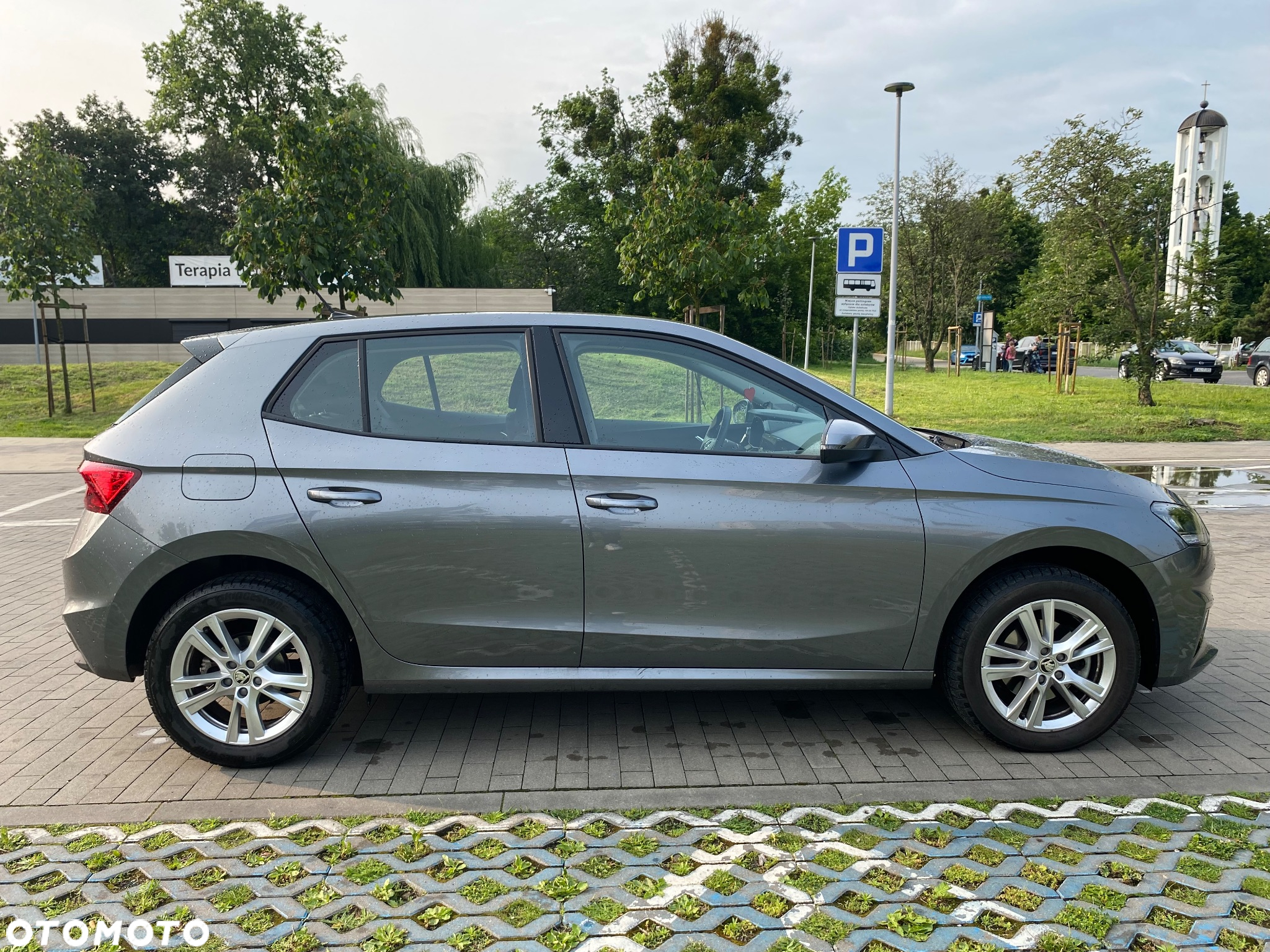 Skoda Fabia 1.0 TSI Selection DSG - 8