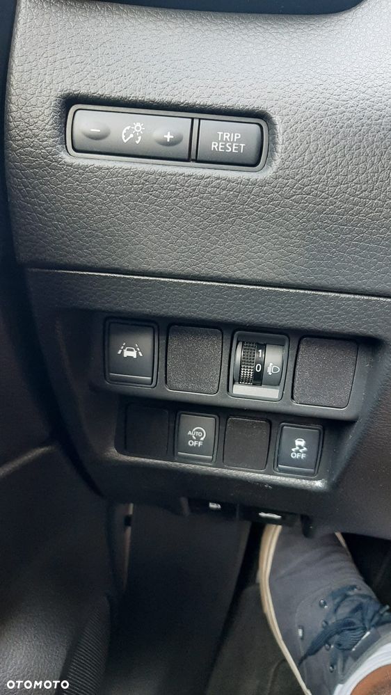 Nissan Qashqai 1.5 dCi DPF 360 - 21