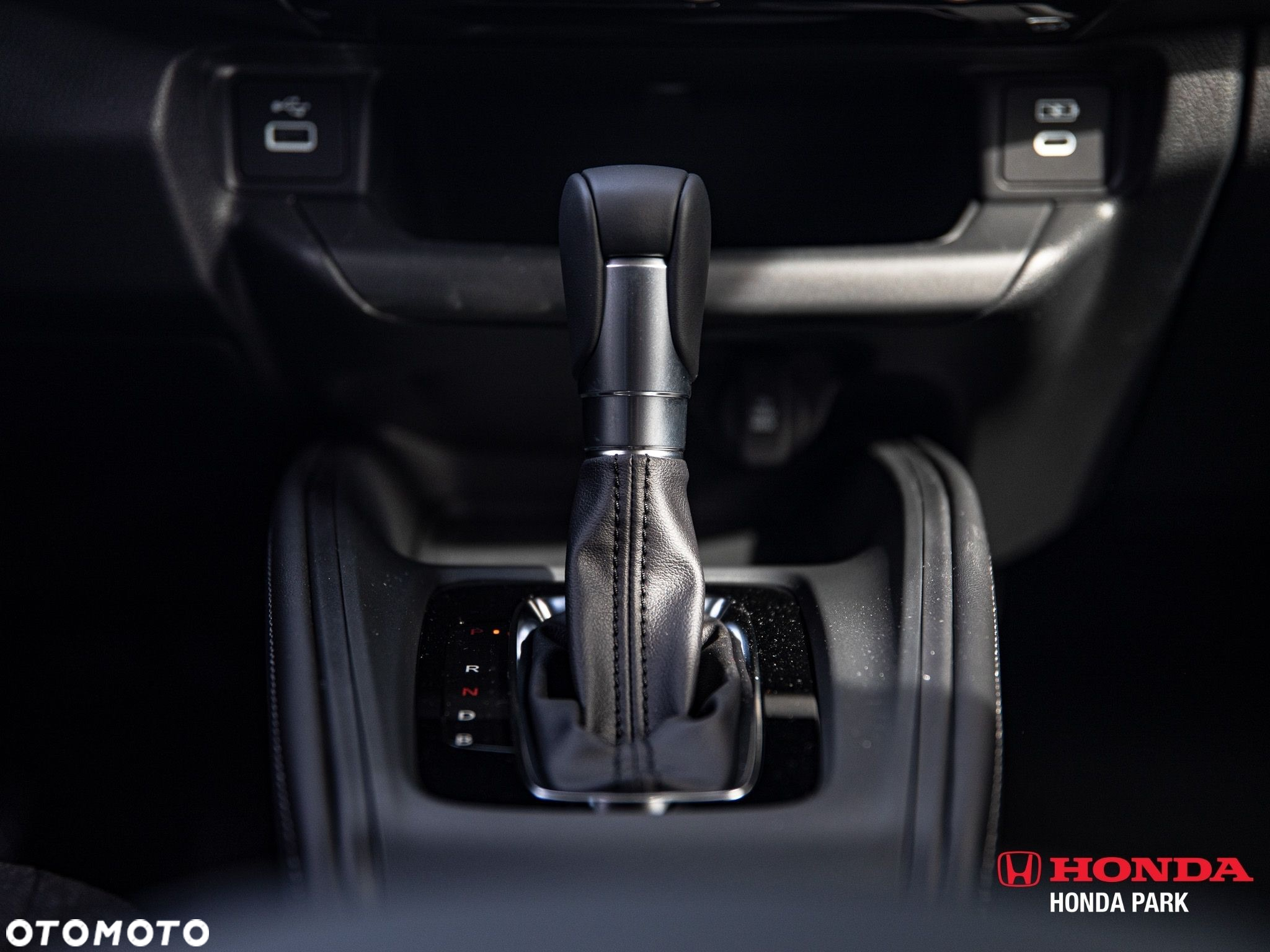 Honda HR-V 1.5 i-MMD Elegance CVT - 21