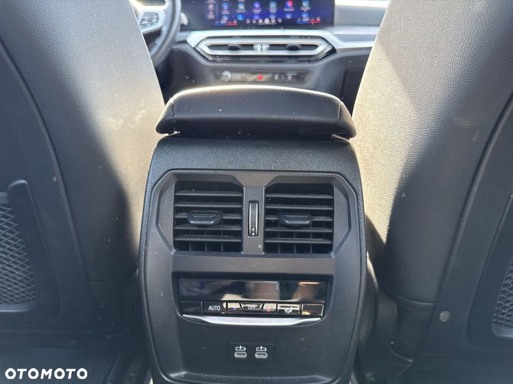 BMW i4 70.3kWh eDrive 35 M Sport - 21
