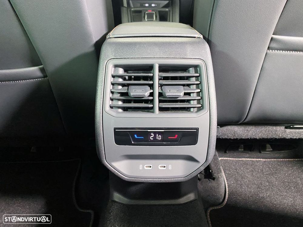 Cupra Formentor 1.4 e-Hybrid DSG VZ - 20