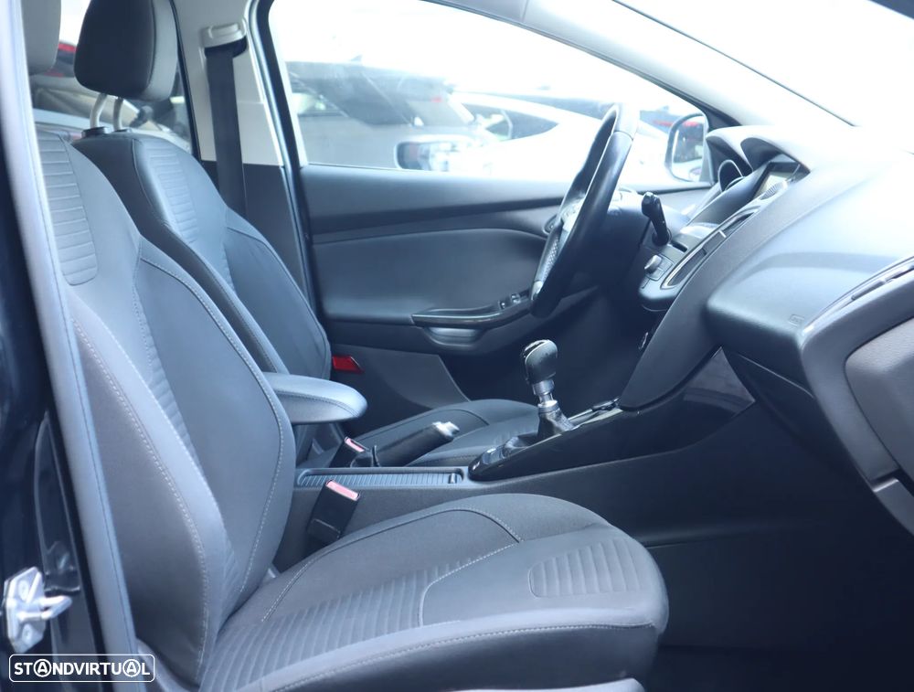 Ford Focus 1.5 TDCi Titanium - 20