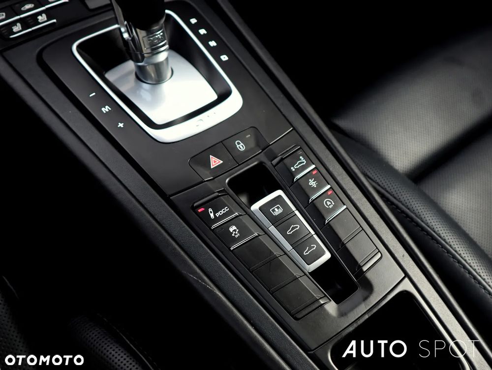 Porsche 911 Turbo S - 38