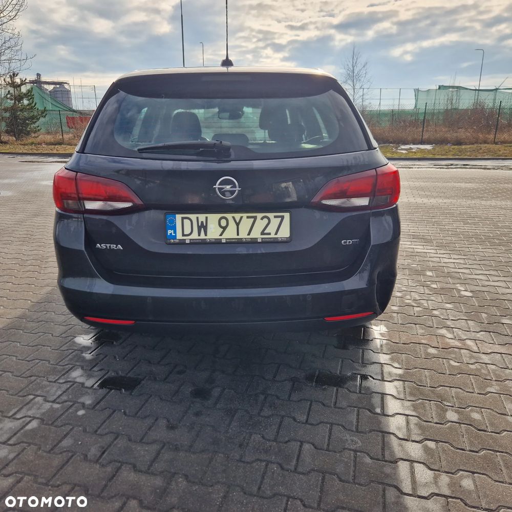 Opel Astra 1.6 CDTI Sport - 9