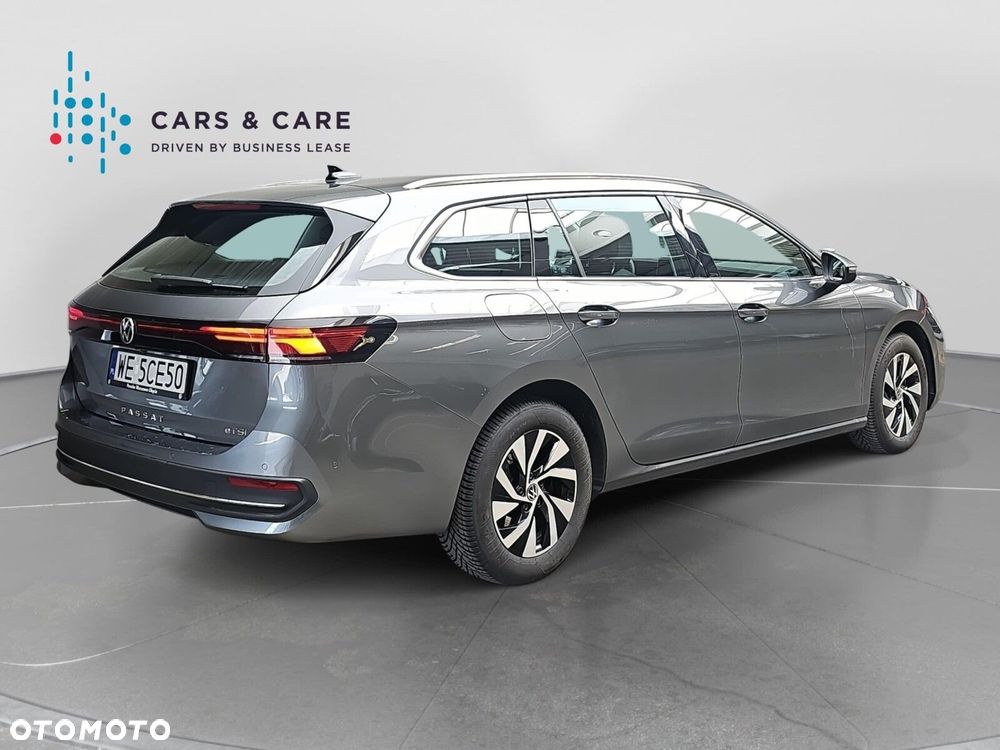 Volkswagen Passat - 24
