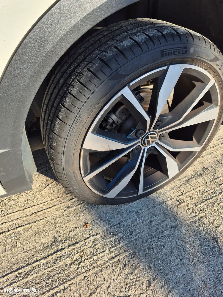 VW T-Roc 1.5 TSI R-Line DSG - 17