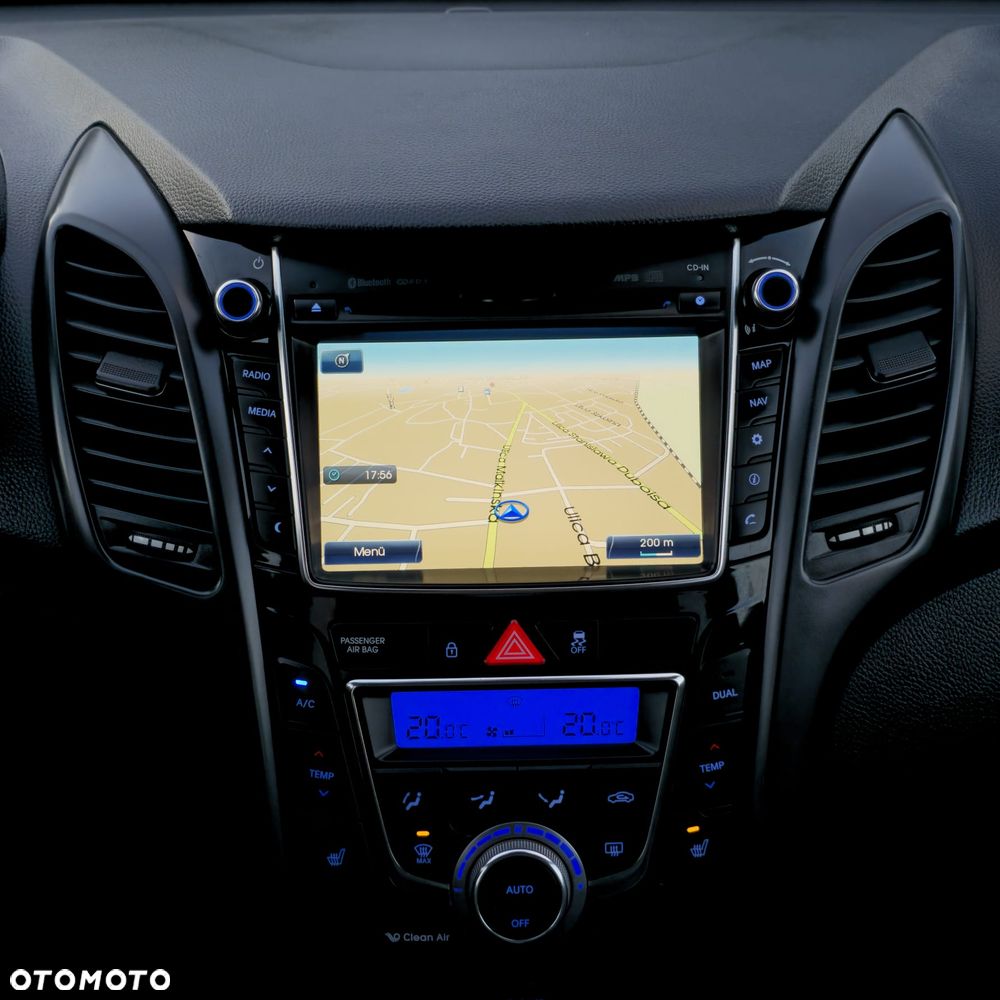 Hyundai i30 blue 1.6 GDI Passion - 40