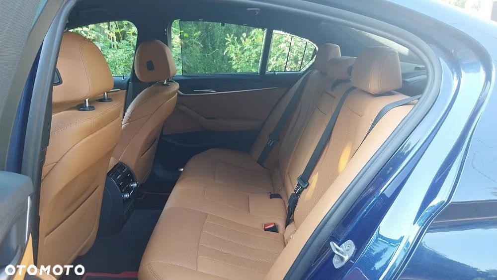 BMW Seria 5 520i GPF M Sport sport - 10