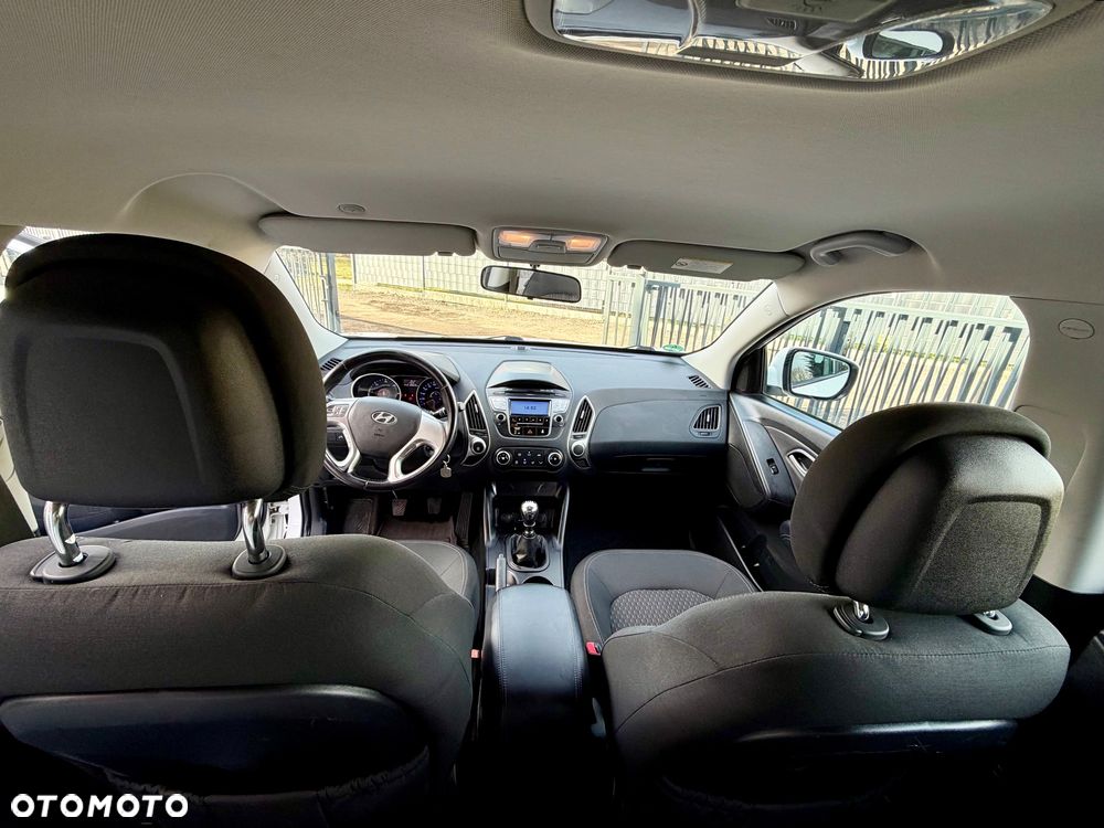 Hyundai ix35 1.7 CRDi 2WD UEFA EURO 2012 Edition - 8