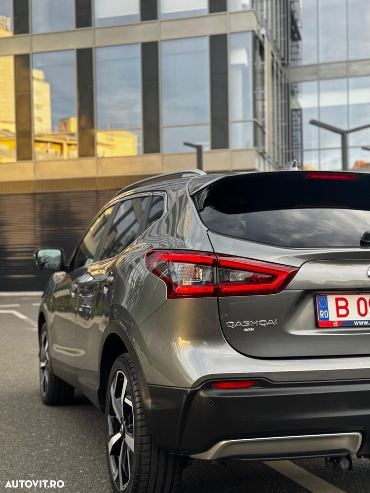 Nissan Qashqai 1.6 DCI Xtronic TEKNA+ - 22