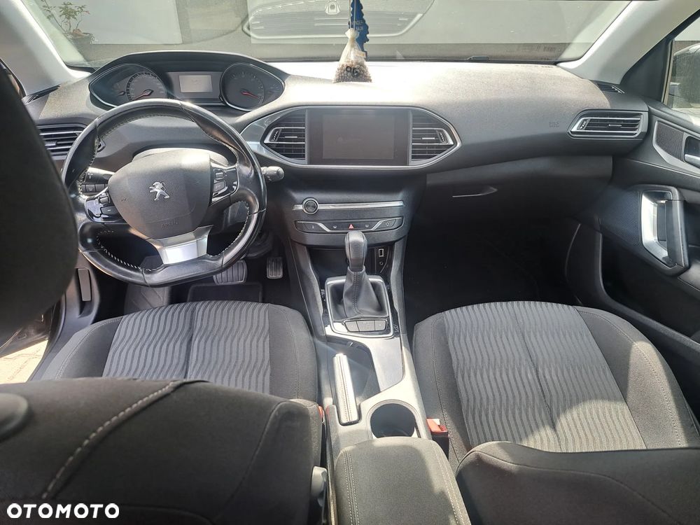 Peugeot 308 1.6 BlueHDi Active S&S - 10