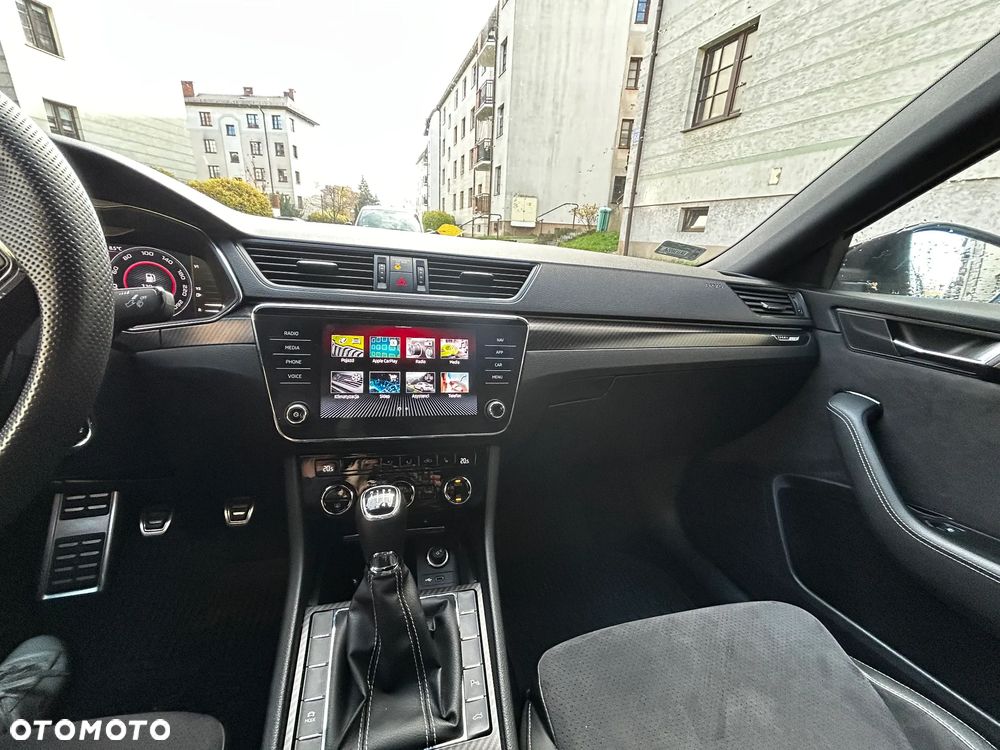Skoda Superb 1.5 TSI Sportline - 14