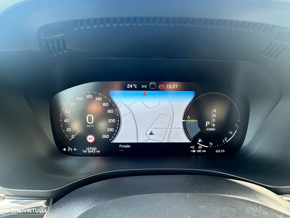 Volvo XC 60 2.0 T8 PHEV R-Design AWD - 19