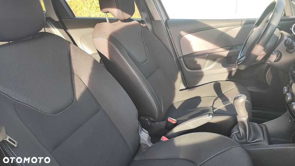 Renault Clio TCe 90 Luxe - 30