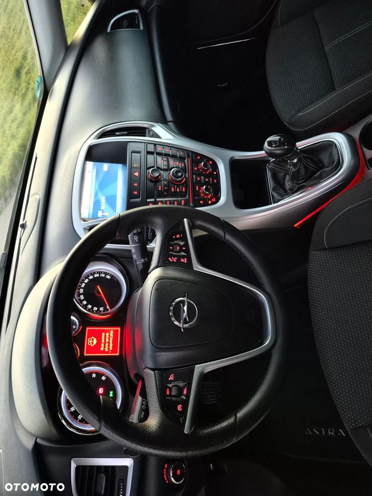Opel Astra 1.4 Turbo Cosmo - 22