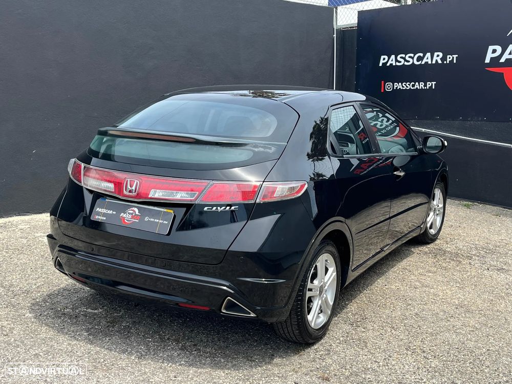 Honda Civic 1.4 i-VTEC Sport Edition - 3