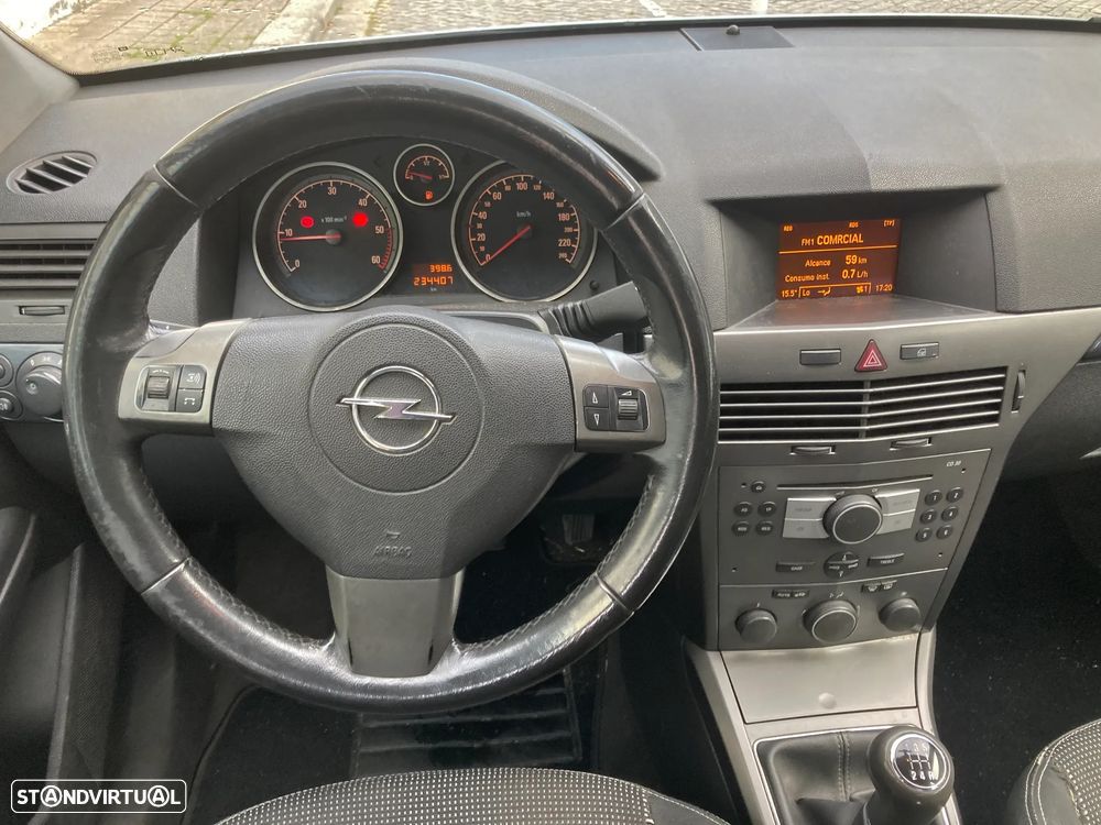 Opel Astra 1.7 CDTi Cosmo M5 - 9