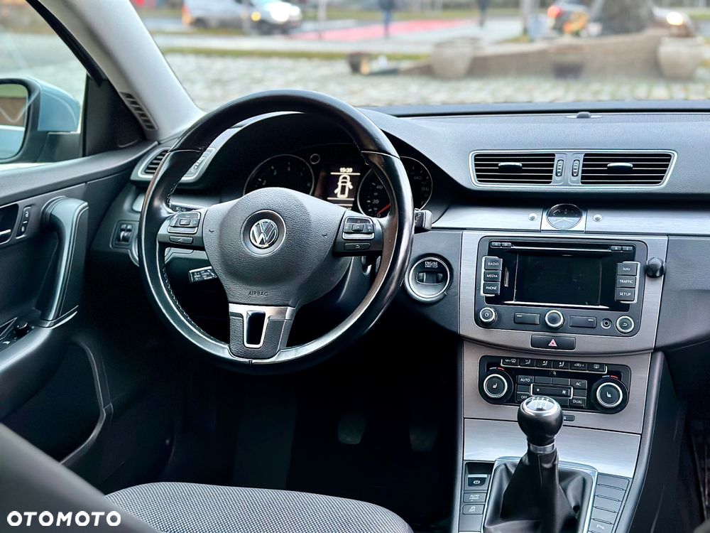 Volkswagen Passat 1.8 TSI Exclusive - 6