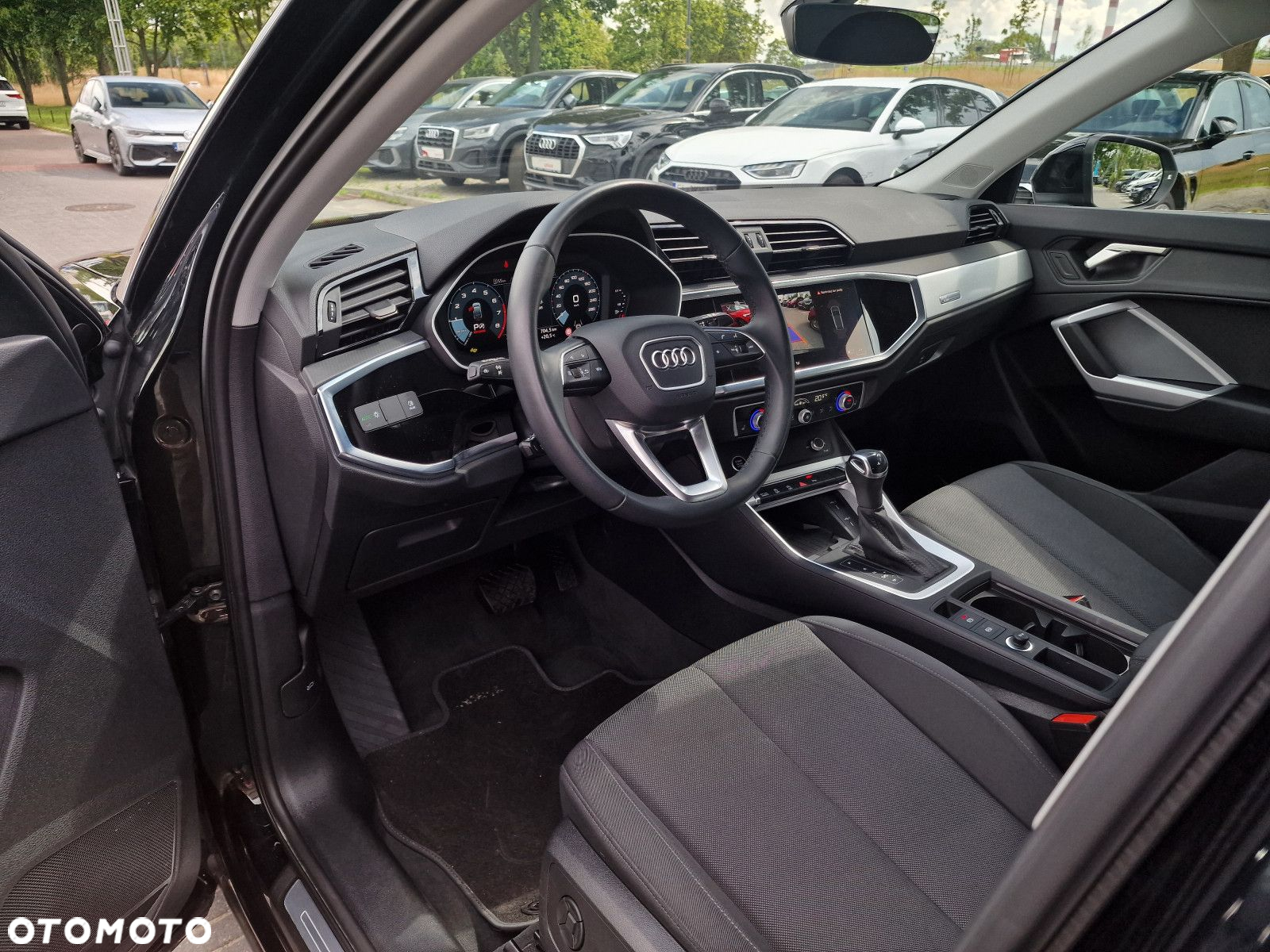Audi Q3 Sportback - 11