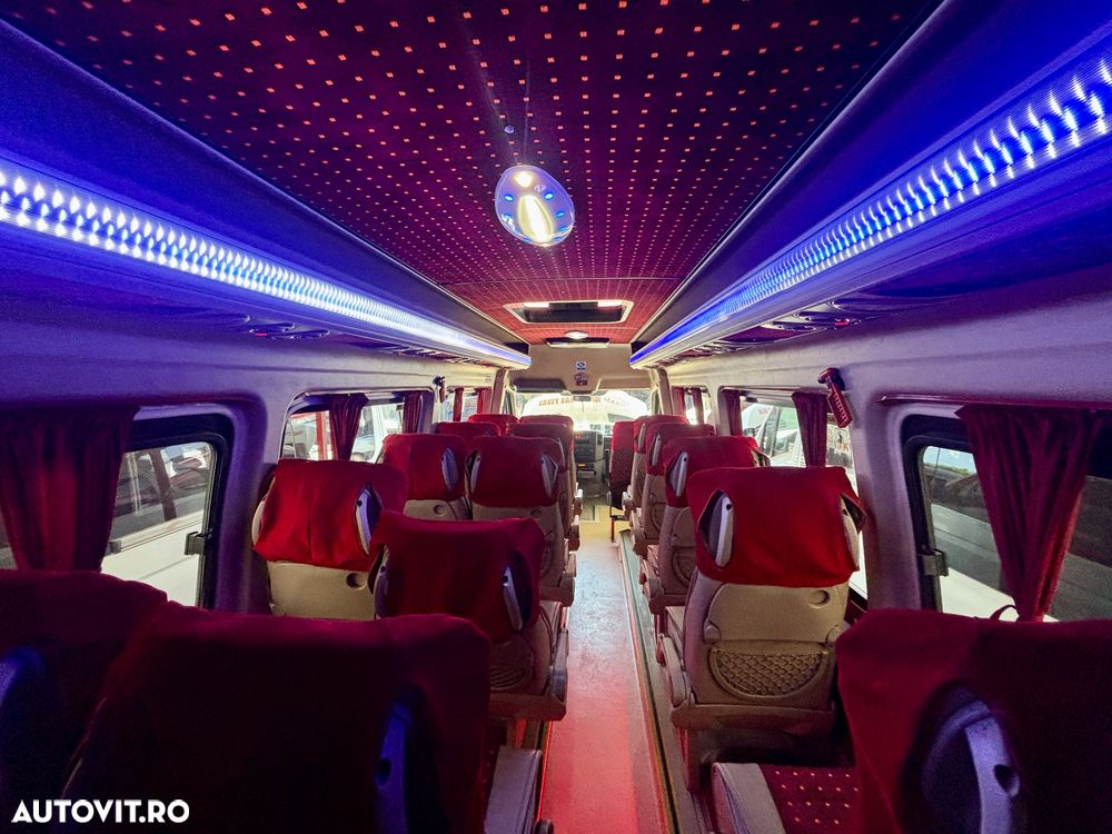 Mercedes-Benz Sprinter - 15
