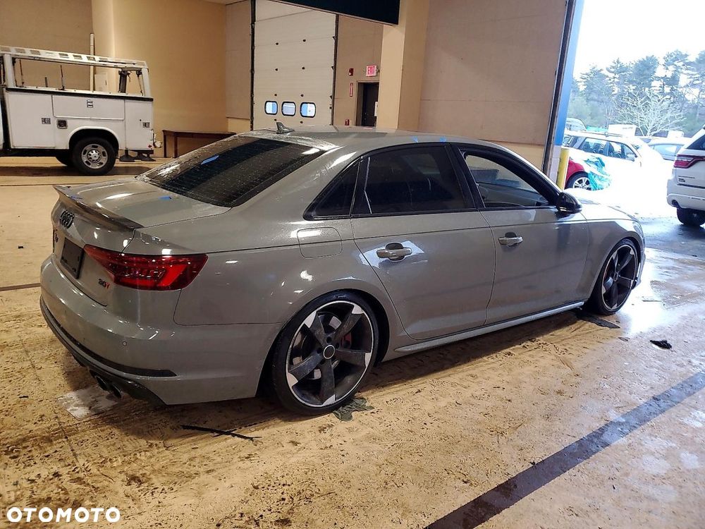 Audi S4 Limousine - 4