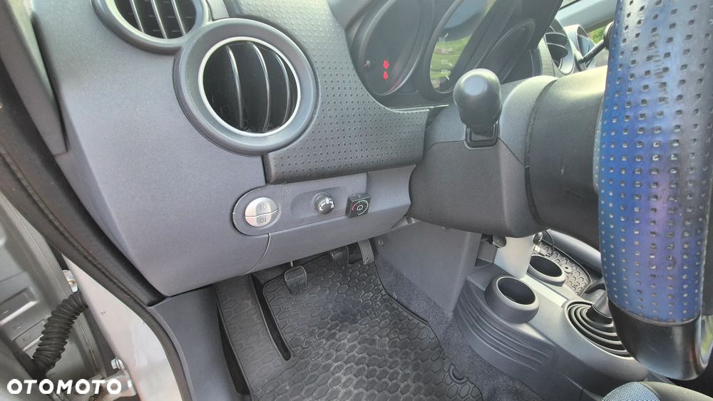 Mitsubishi Colt 1.1 Inform - 35