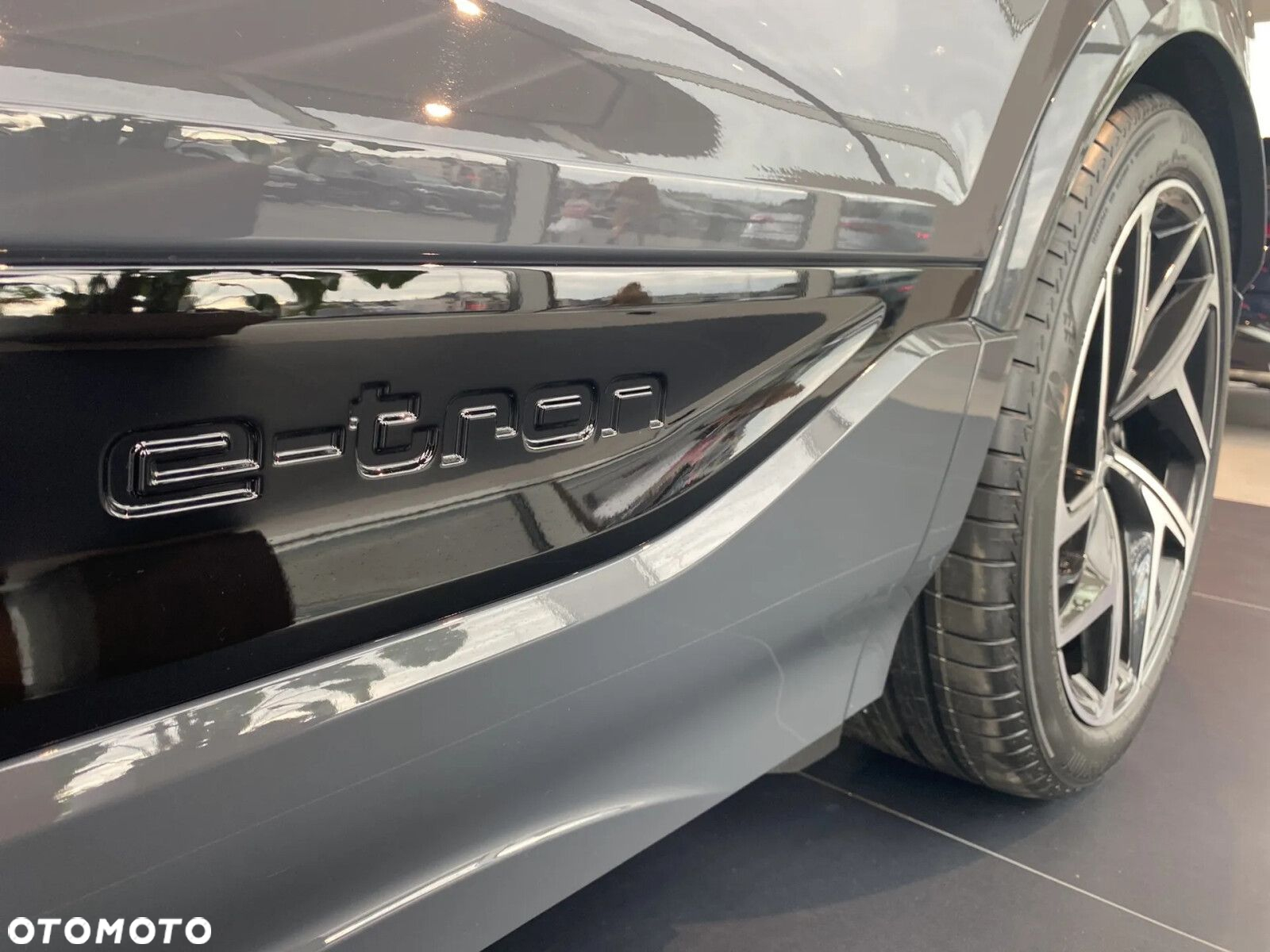 Audi Q6 e-tron - 26