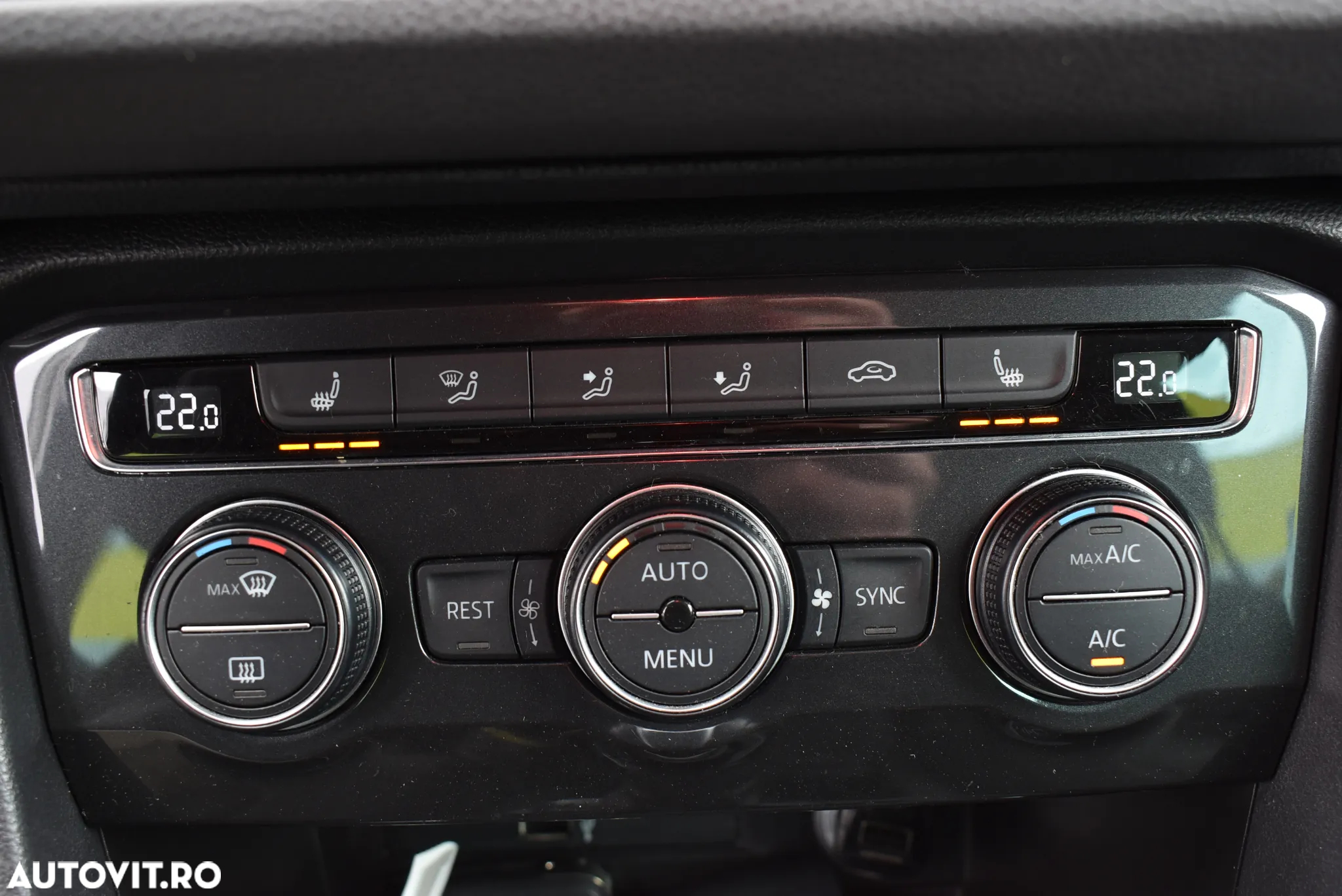Volkswagen Tiguan 2.0 TSI OPF DSG 4Motion R-Line - 12