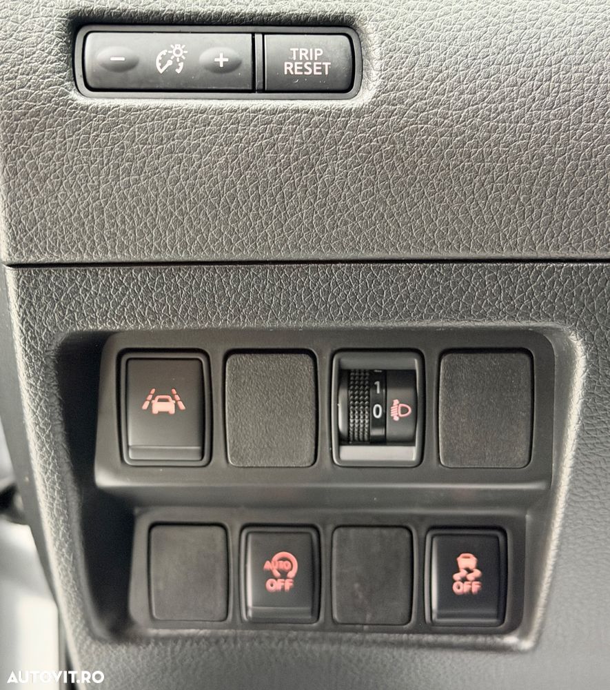 Nissan Qashqai 1.2 DIG-T Start/Stop N-Connecta - 12