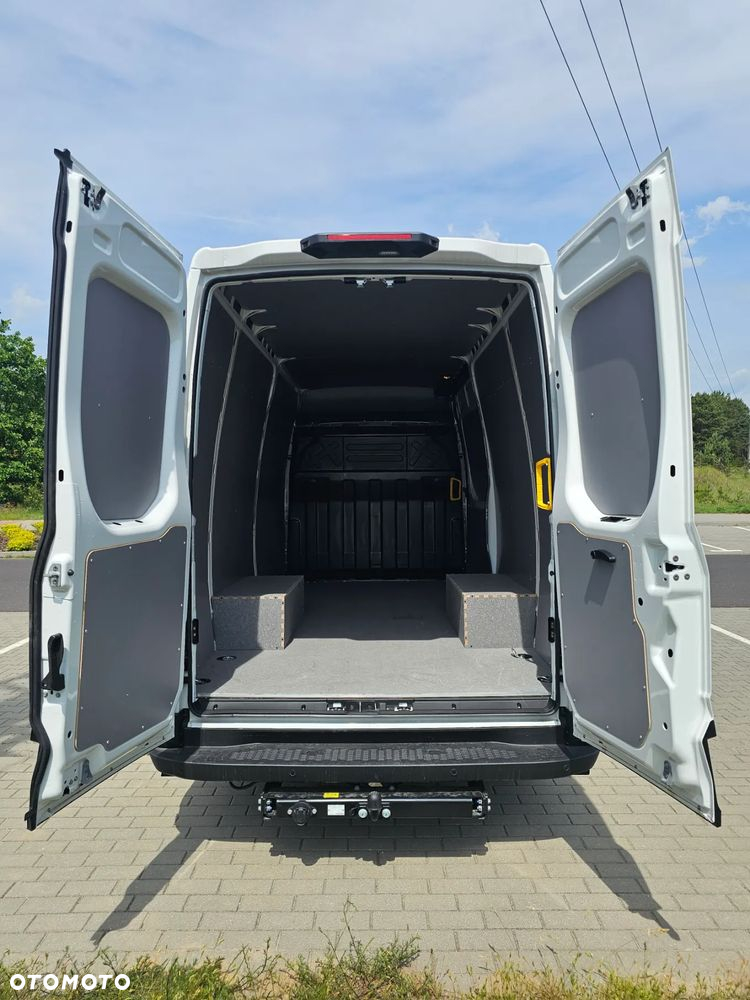 Iveco DAILY - 11