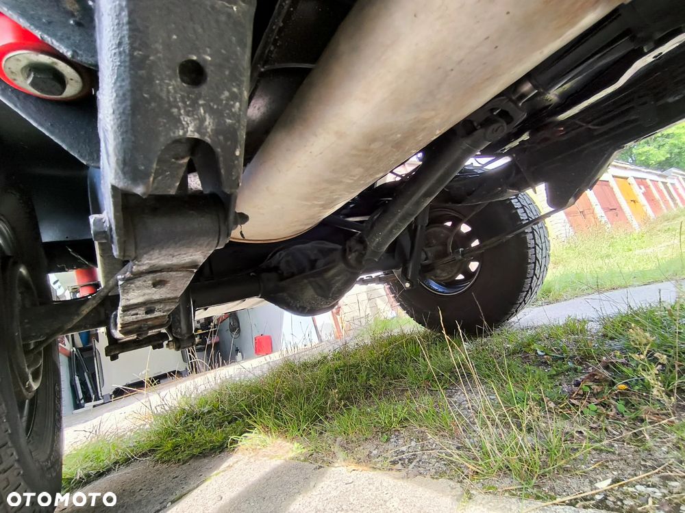 Jeep Wrangler 2.5L - 18
