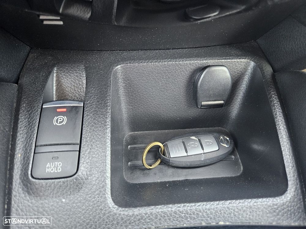 Nissan Qashqai 1.3 DIG-T N-Connecta LED+SKY - 40