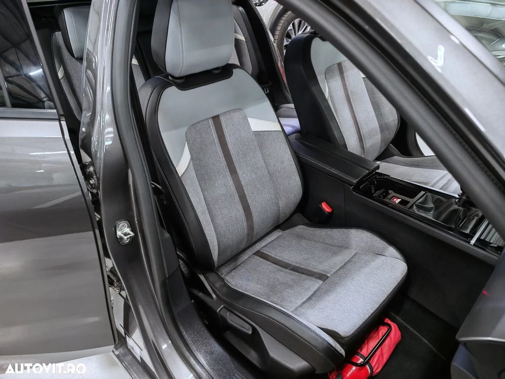 Opel Astra 1.5 D Elegance - 7