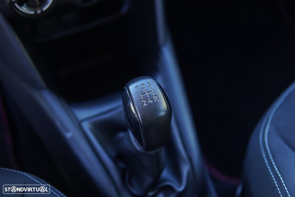 Peugeot 208 1.2 PureTech Style - 61
