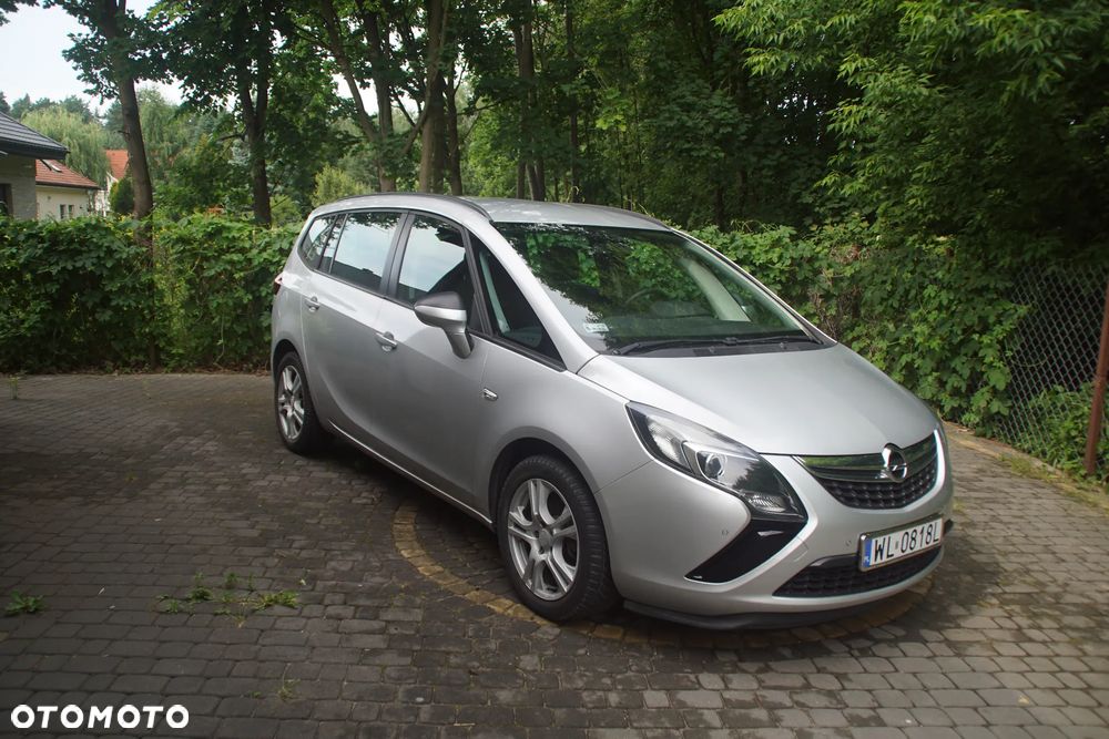 Opel Zafira Tourer 2.0 CDTI Edition - 10