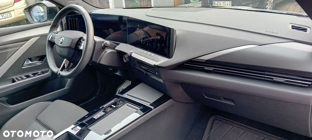 Opel Astra 1.2 T GS Line S&S - 8