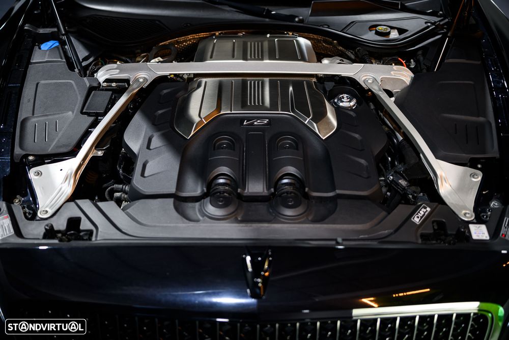 Bentley Flying Spur V8 Mulliner - 14