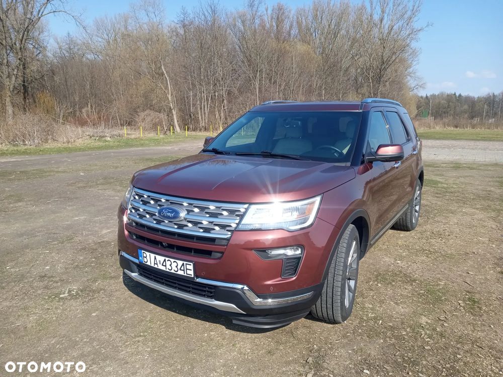 Ford Explorer - 22