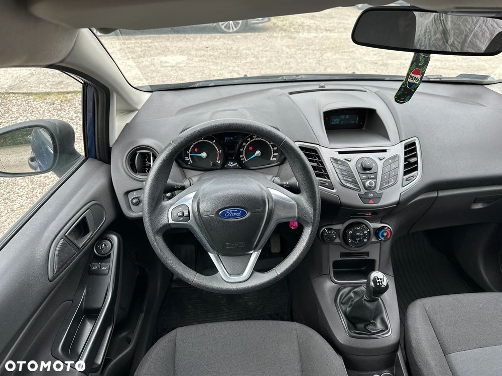 Ford Fiesta - 22
