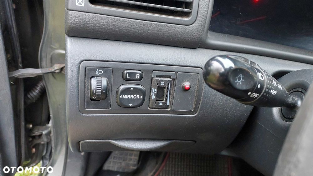 Toyota Corolla - 5