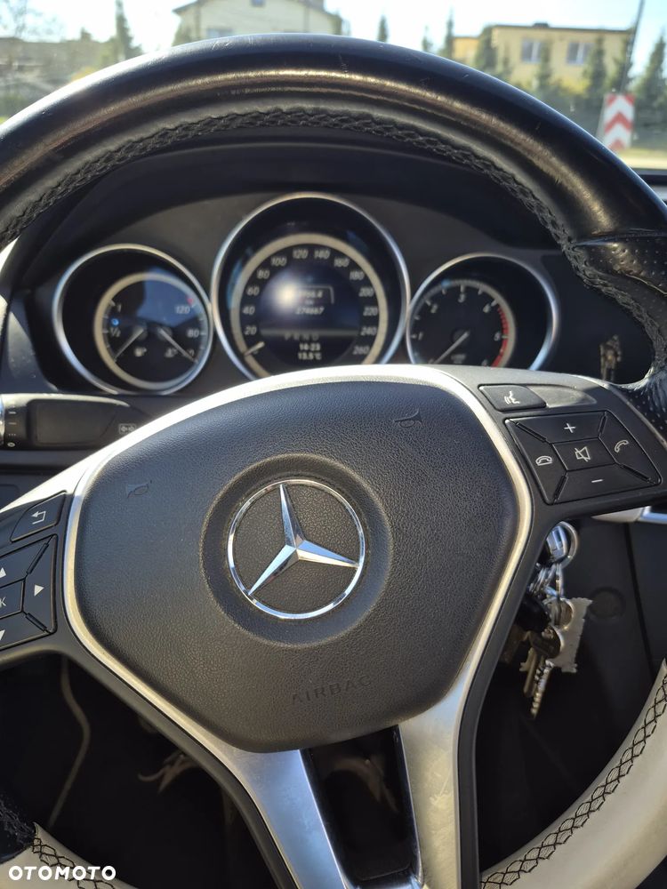 Mercedes-Benz Klasa C 200 CDI DPF (BlueEFFICIENCY) 7G-TRONIC Avantgarde - 9