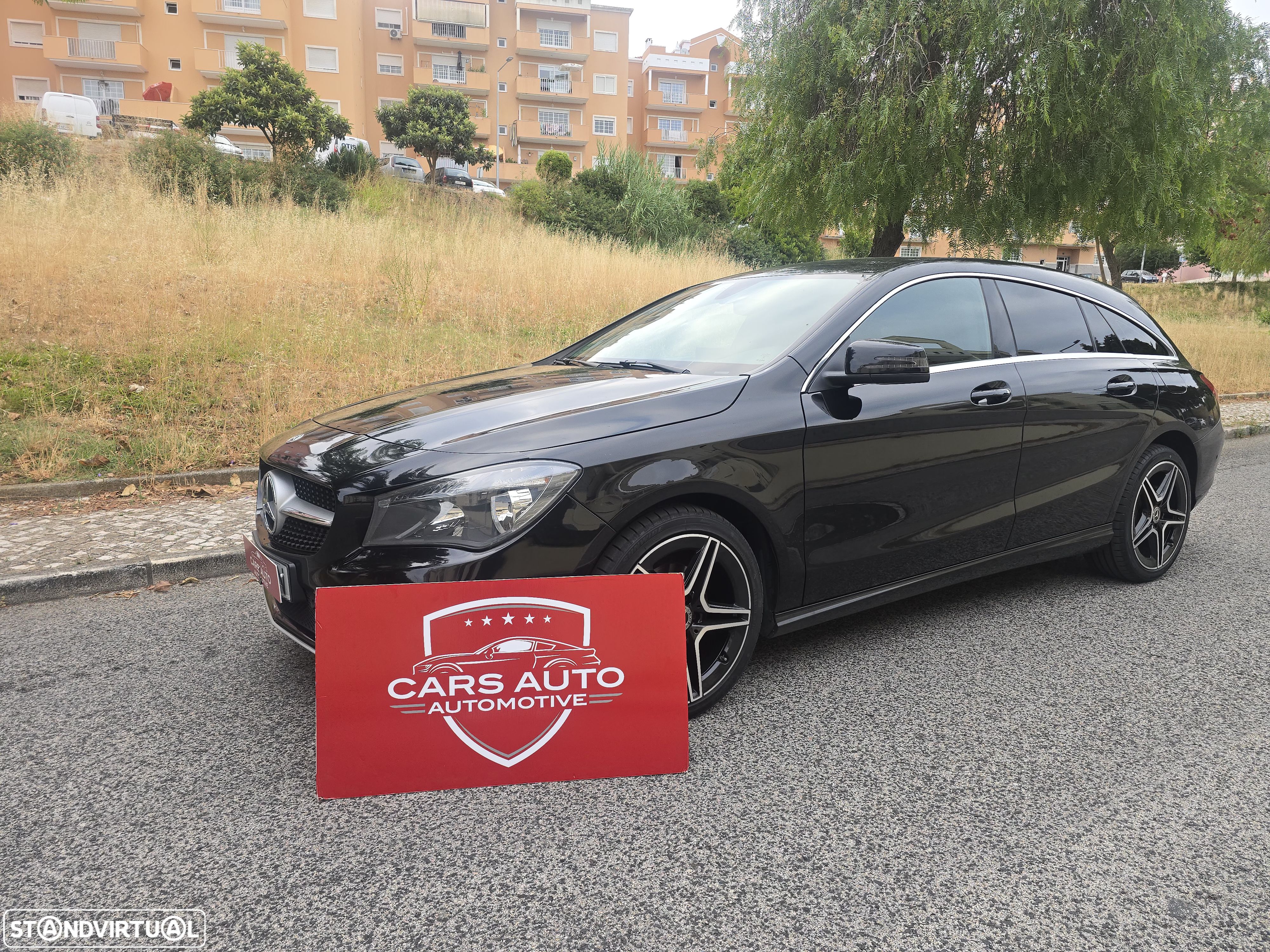 Mercedes-Benz CLA 200 d Shooting Brake Urban Aut. - 1