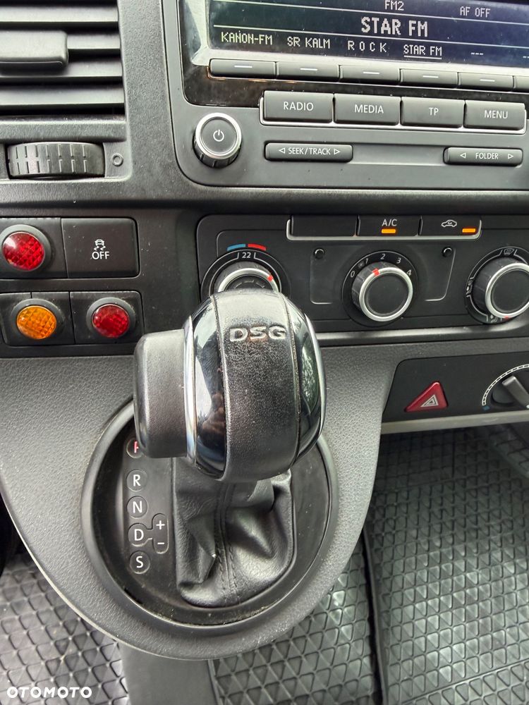 Volkswagen Transporter - 21