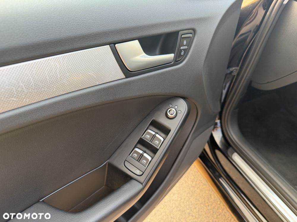 Audi A4 Avant - 27