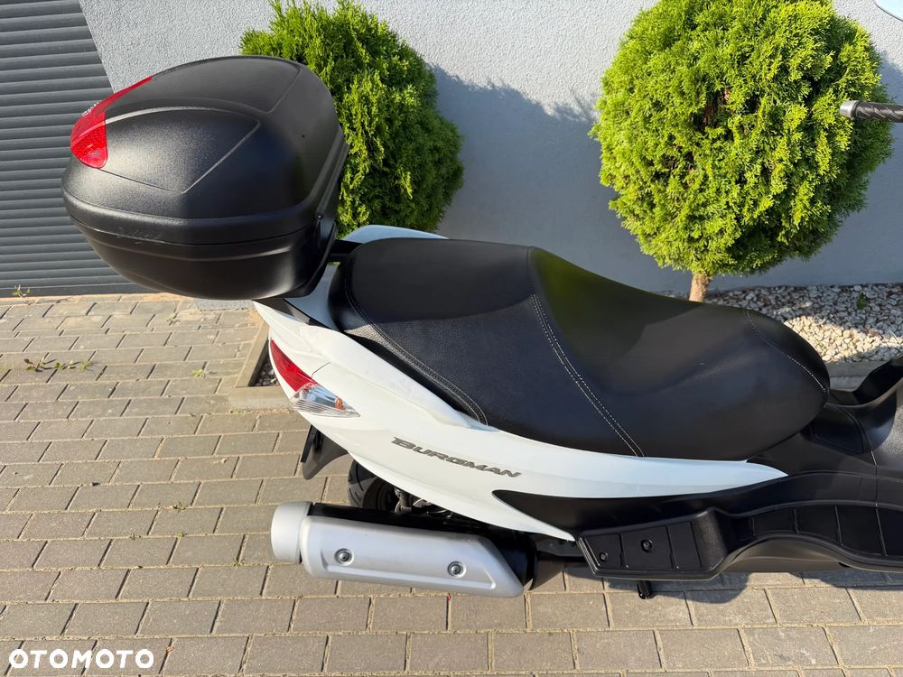 Suzuki Burgman - 26