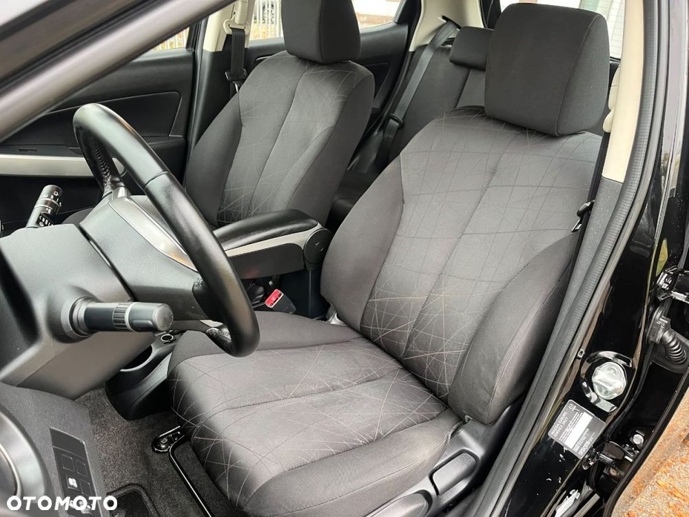 Mazda 2 - 13