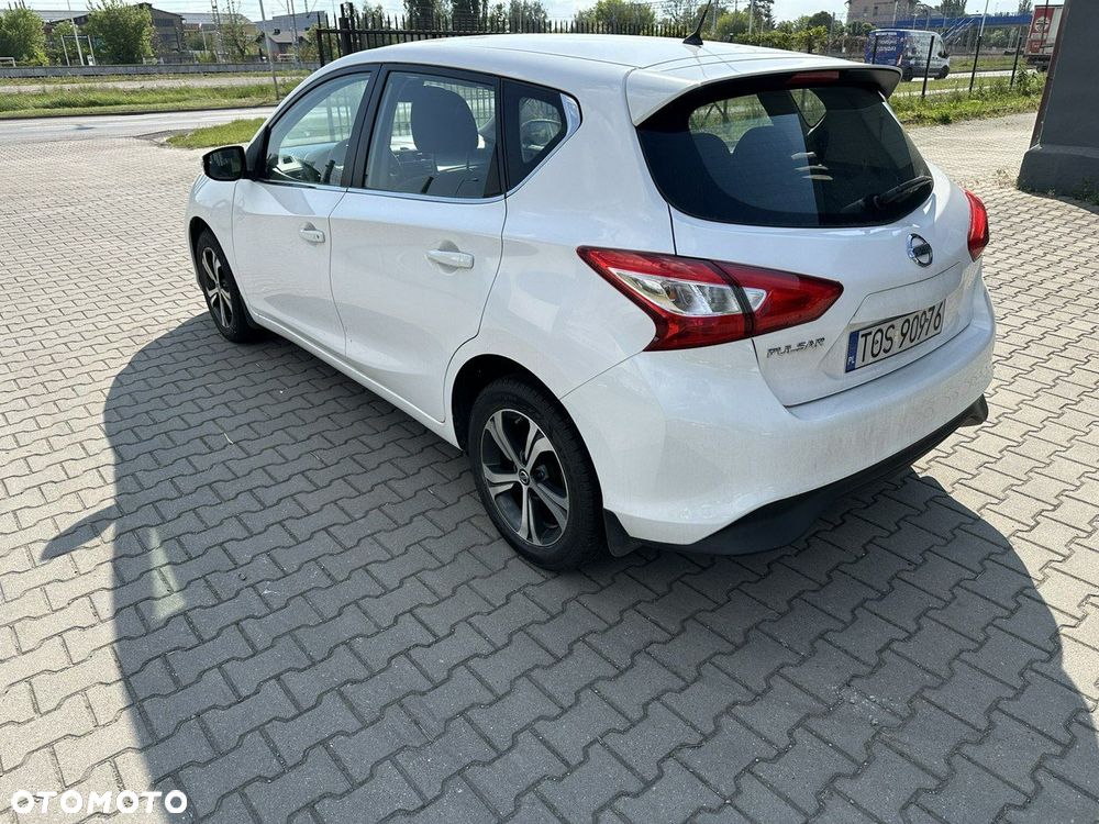 Nissan Pulsar - 2