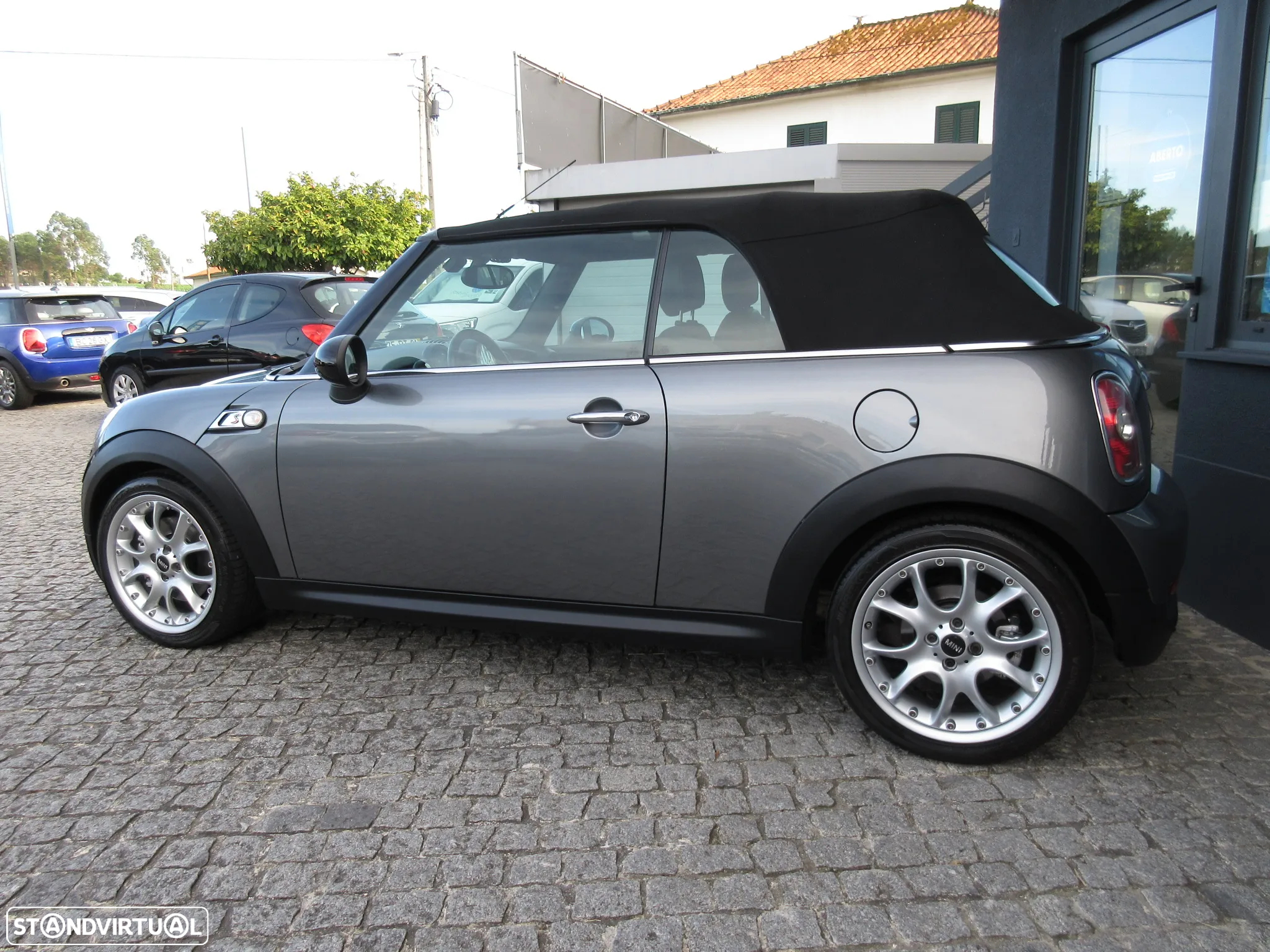 MINI Cabrio Cooper S - 7