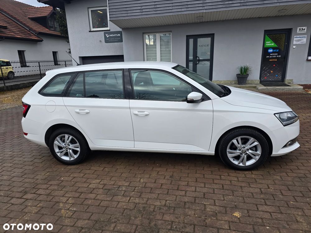 Skoda Fabia 1.0 TSI Ambition - 9